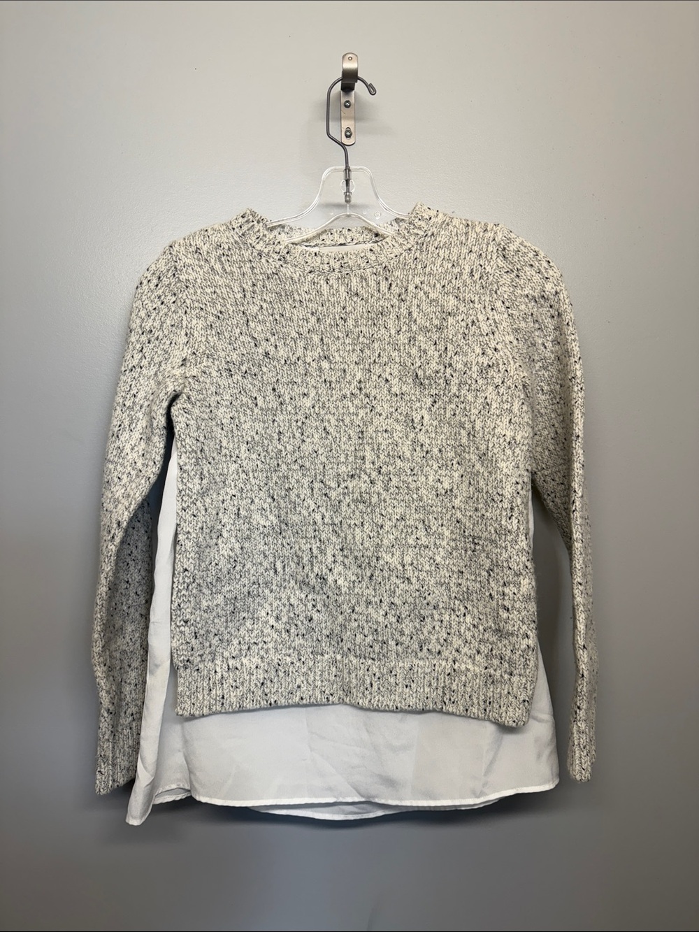 Club Monaco Wool Marled Crewneck Sweater with Attached Layered Hem in Light Gray